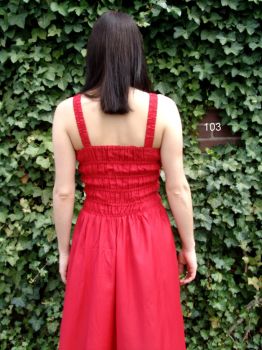 103 Miederkleid Jasmin rot Rücken