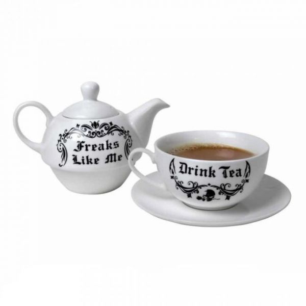 Tee Set "Freaks like me drink tea"